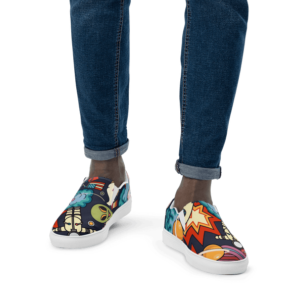 Earth, Wildly Space Men’s slip-on canvas shoes